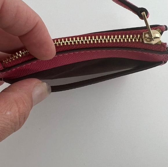 Coach - Picture 4 of 10